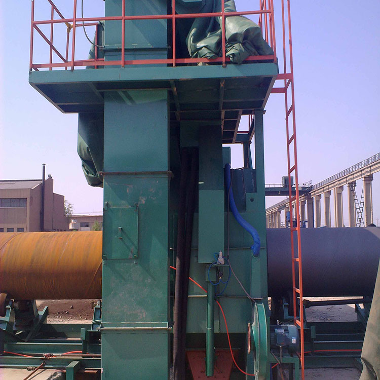 The advantages of steel pipe shot blasting machine