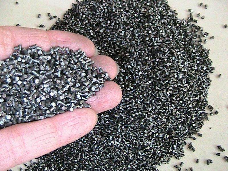 How to choose steel sand for shot blasting machine?